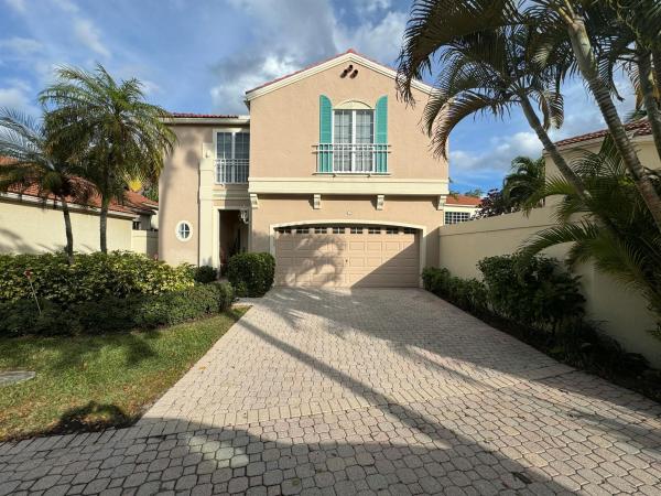 Villa D'Este, 21 Via Carrara, Palm Beach Gardens, Florida 33418, image 1