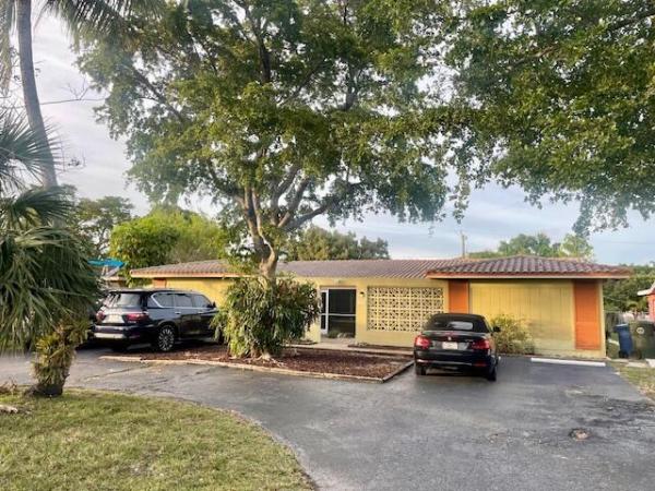 Floranada Ridge, 1711 NE 45th St, Oakland Park, Florida 33334, image 1