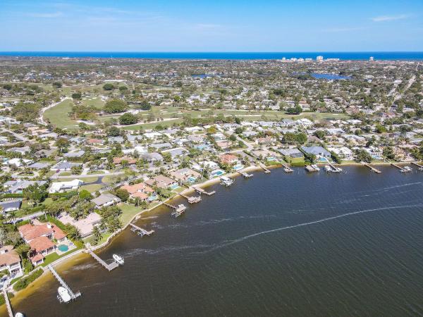 Tequesta Country Club, 192 River Dr, Tequesta, Florida 33469, image 1