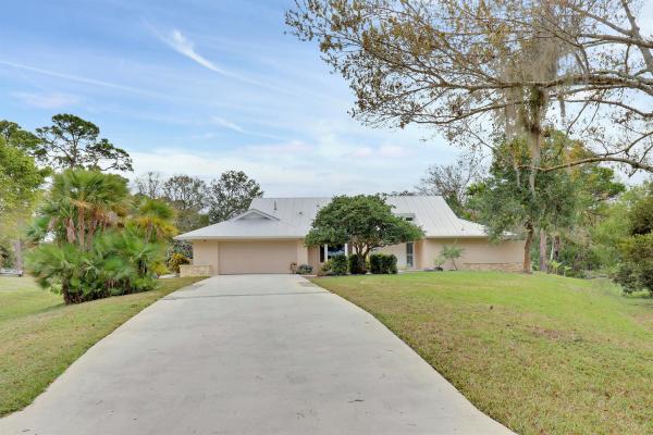 Kitching Cove Estates, 1014 SE Kitching Cove Ln, Port St. Lucie, Florida 34952, image 1