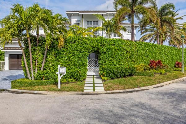 Pine Point, 1030 Pine Point Rd, Riviera Beach, Florida 33404, image 1