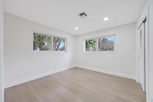 Royal Oaks Hills, 700 W Camino Real, Boca Raton, Florida 33486, image 2