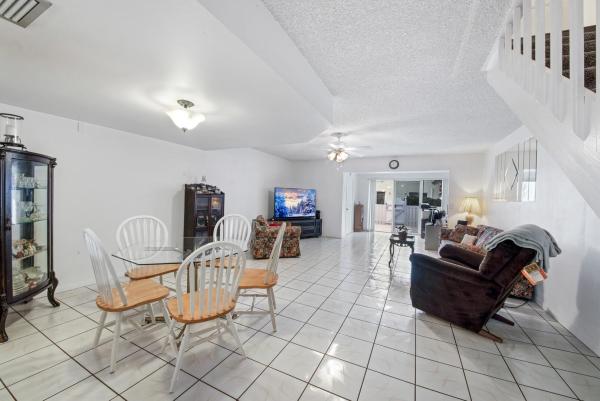 The Charter Club Of Palm Beach, 231 Foxtail Dr #G, Greenacres, Florida 33415, image 1