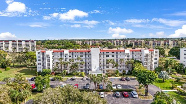 Poinciana Place 3, 3593 Birdie Dr #506, Lake Worth, Florida 33467, image 1