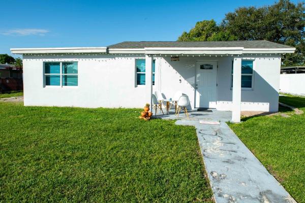 Dixie Pines, 22030 SW 114th Ave, Goulds, Florida 33170, image 1