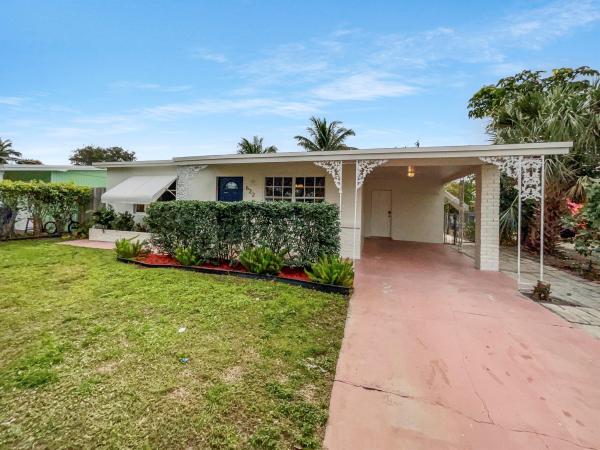 Lantana No HOA, 622 Minnesota St, Lantana, Florida 33462, image 1
