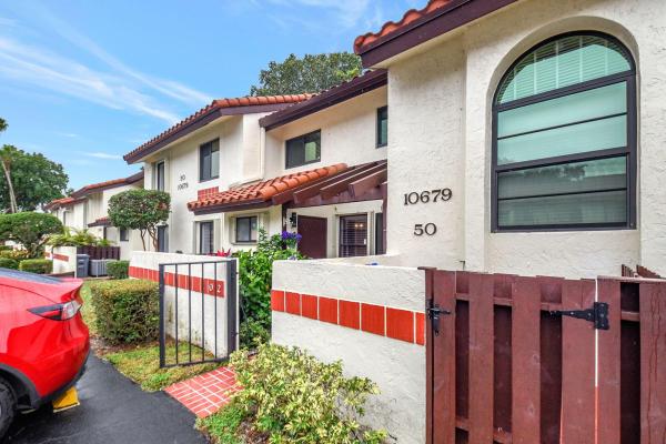 10679 Ocean Palm Way #102, Boynton Beach, Florida 33437, image 1