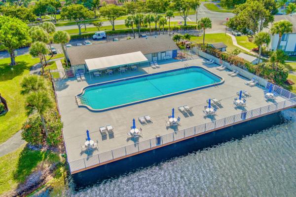 1112 Green Pine Blvd #C1, West Palm Beach, Florida 33409, image 1