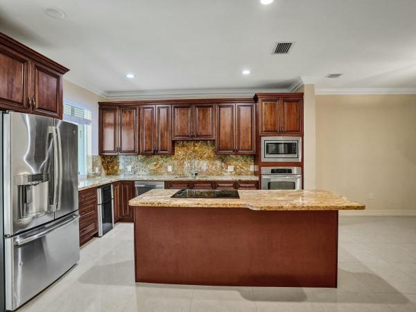 Las Playas, 3243 NE 5th St, Pompano Beach, Florida 33062, image 1