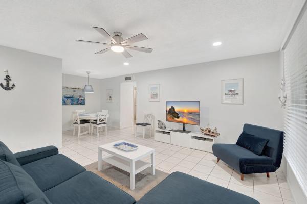 High Point Of Delray 6, 1375 High Point Way SW #D, Delray Beach, Florida 33445, image 3