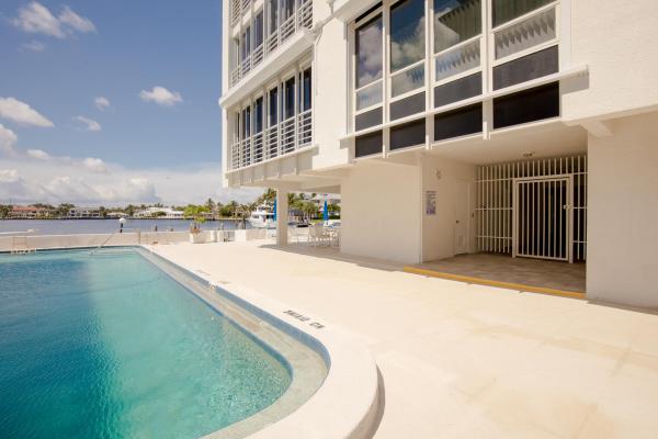 Rogers House West, 850 NE Spanish River Blvd #0450, Boca Raton, Florida 33431, image 1