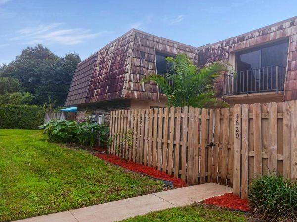 Forest Lakes Townhomes, 1620 Forest Lakes Cir #D, West Palm Beach, Florida 33406, image 1