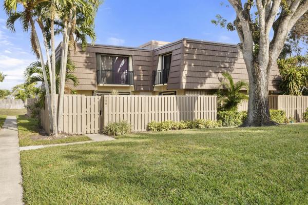 Sandalwood Estates, 220 2nd Ct, Palm Beach Gardens, Florida 33410, image 1