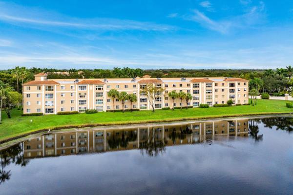 Regal Shores North At Coral Lakes, 5746 Crystal Shores Dr #301, Boynton Beach, Florida 33437, image 1