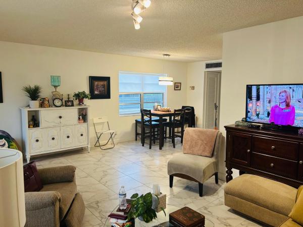 513 Capri K, Delray Beach, Florida 33484, image 2