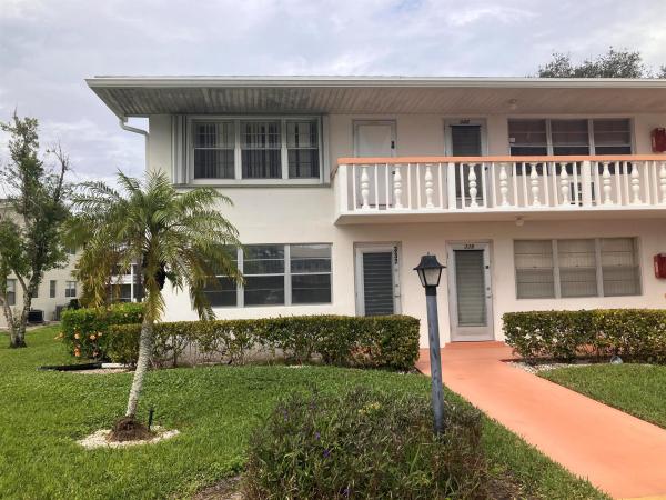 Camden At Century Village, 337 Camden O, West Palm Beach, Florida 33417, image 2