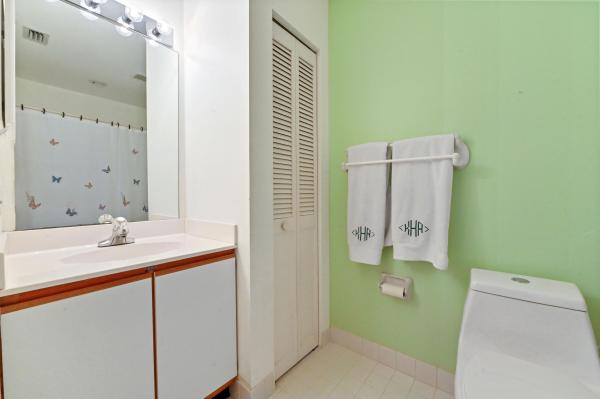 Sherwood Forest, 4500 Sherwood Forest Dr, Delray Beach, Florida 33445, image 3