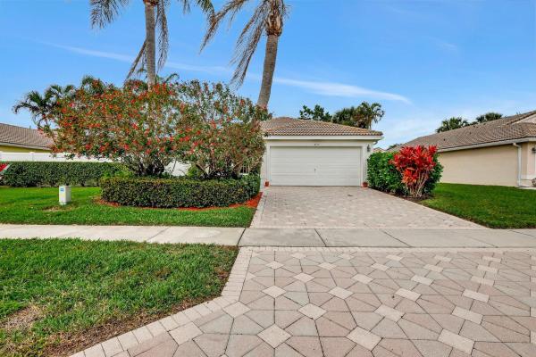 Grande Palms, 8177 Palm Gate Dr, Boynton Beach, Florida 33436, image 1