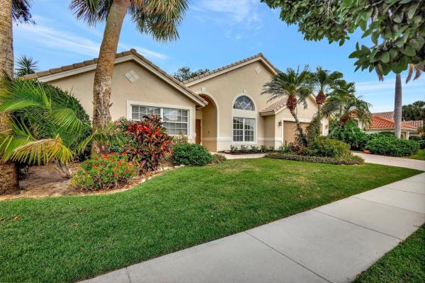 Lakeridge Falls, 7375 Sterling Falls Ln, Boynton Beach, Florida 33437, image 1