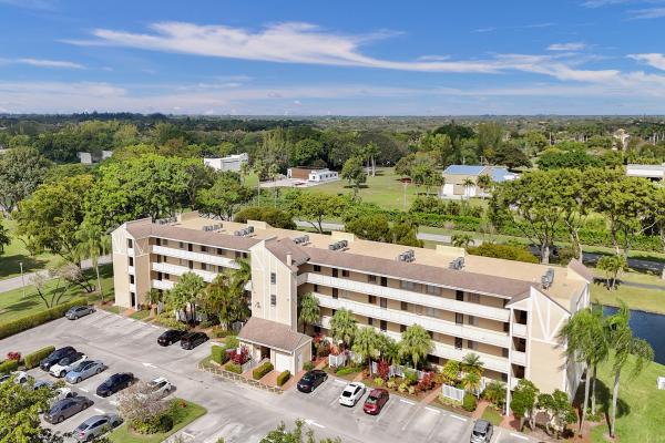 Huntington Lakes 3, 7185 Huntington Ln #304, Delray Beach, Florida 33446, image 3