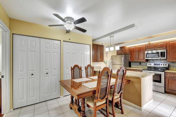 Sandalwood At Boynton Beach, 325 Live Oak Ln, Boynton Beach, Florida 33436, image 2