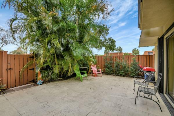 Sandalwood At Boynton Beach, 325 Live Oak Ln, Boynton Beach, Florida 33436, image 1