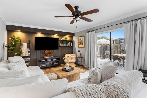 Village Of Sandalwood Lakes, 1001 10th Way, West Palm Beach, Florida 33407, image 3