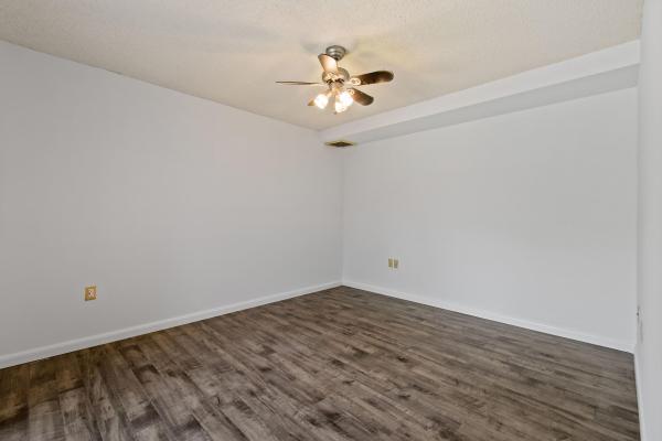 Glenwood Townhomes, 222 2nd Ter, Palm Beach Gardens, Florida 33418, image 2
