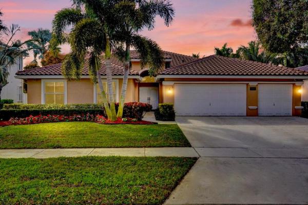 Lake Shore Village, 5568 Lake Shore Village Cir, Lake Worth Beach, Florida 33463, image 1