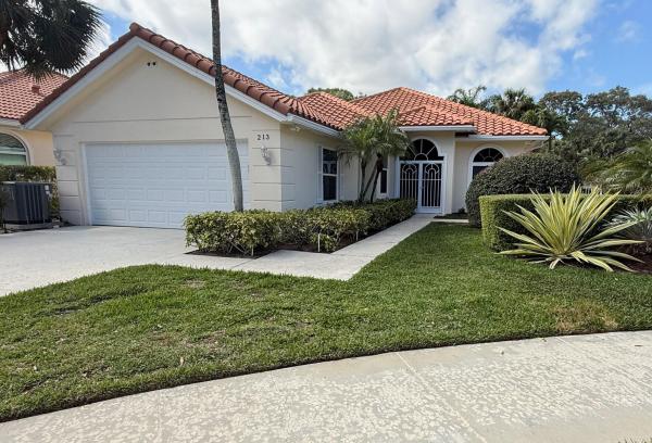 Oaks East, 213 E Tall Oaks Cir, Palm Beach Gardens, Florida 33410, image 1