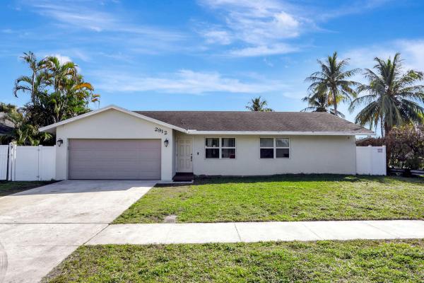 Waterford Homes, 2912 SW 13th Dr, Deerfield Beach, Florida 33442, image 1