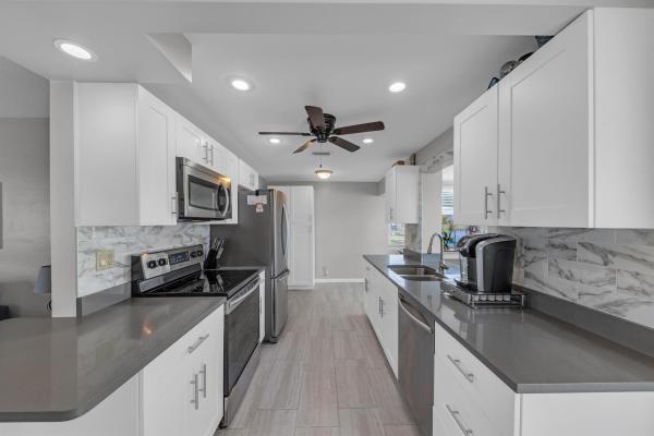 Leisureville, 2550 NW 2nd Dr, Pompano Beach, Florida 33064, image 1