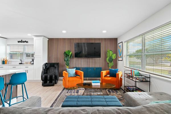 Palm Beach Square, 4137 Rodgers St, Palm Beach Gardens, Florida 33410, image 1