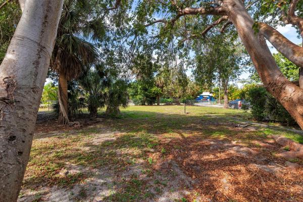 Kelsey Acres, 2609 Richard Rd, West Palm Beach, Florida 33403, image 3