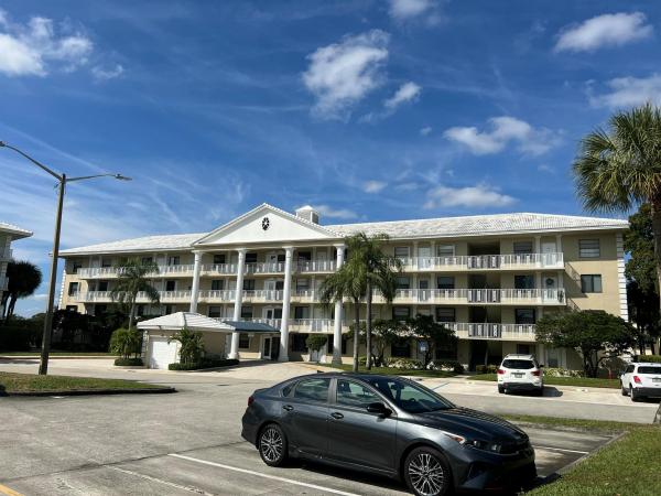 Whitehall Village, 3501 Village Blvd #406, West Palm Beach, Florida 33409, image 1