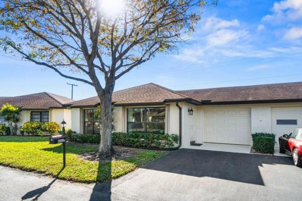 Greentree Villas, 4862 Equestrian Rd #A, Boynton Beach, Florida 33436, image 3