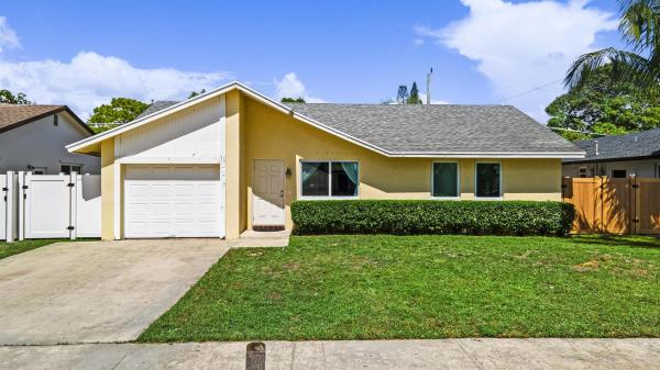 West Deerfield Beach, 335 SW 34th Ave, Deerfield Beach, Florida 33442, image 1