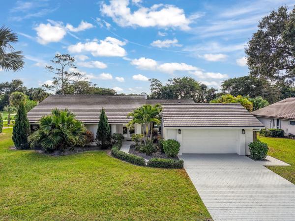 Boca Woods Country Club, 10198 Boca Woods Ln, Boca Raton, Florida 33428, image 1