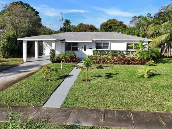 Lake Park Residential, 423 Hawthorne Dr, Lake Park, Florida 33403, image 1