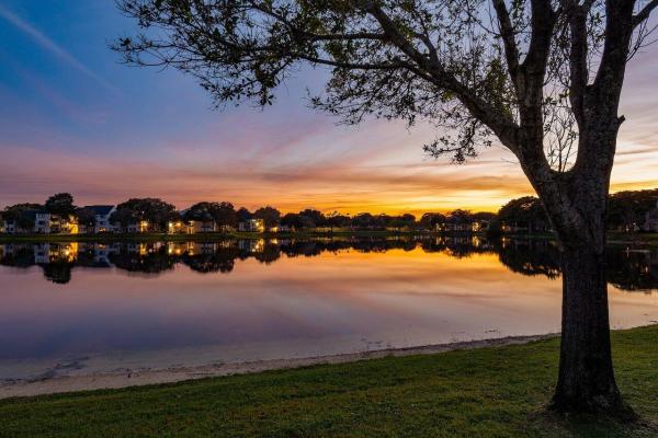 Lakeside Of Banyan Springs, 5380 Cedar Lake Dr #201, Boynton Beach, Florida 33437, image 1