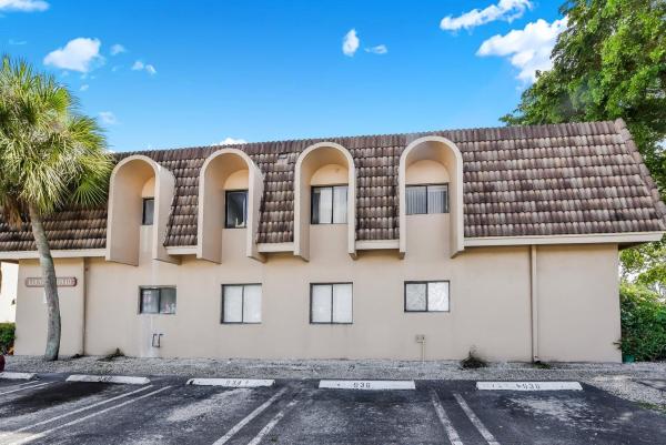Cypress Creek Villas Of Coral Springs, 10936 Royal Palm Blvd, Coral Springs, Florida 33065, image 1