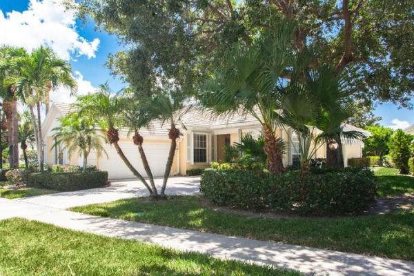 Garden Oaks, 8403 E Garden Oaks Cir, Palm Beach Gardens, Florida 33410, image 1