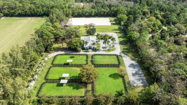 Loxahatchee Groves, 1016 D Rd, Loxahatchee, Florida 33470, image 1