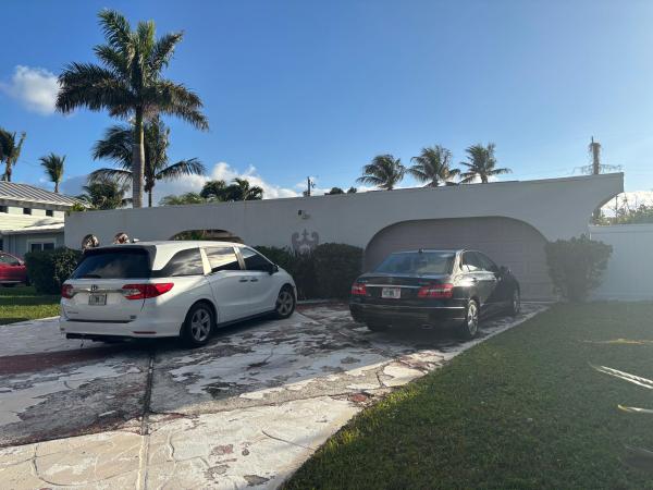 Boca Raton Riviera, 180 NE Wavecrest Ct, Boca Raton, Florida 33432, image 1