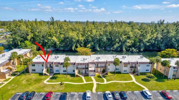 Golden Lakes Village, 110 Lake Meryl Dr #209, West Palm Beach, Florida 33411, image 3