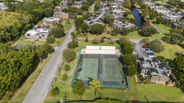 Forest Lakes Townhomes, 1700 Forest Lakes Cir #D, West Palm Beach, Florida 33406, image 3