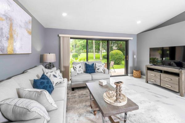 Club Cottages, 829 Club Dr, Palm Beach Gardens, Florida 33418, image 1
