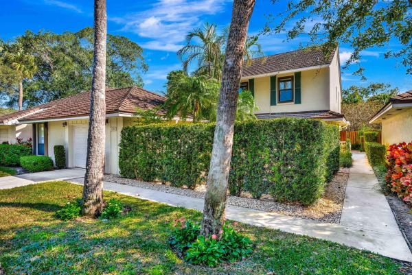 Twelve Oaks, 11254 Twelve Oaks Way, North Palm Beach, Florida 33408, image 1