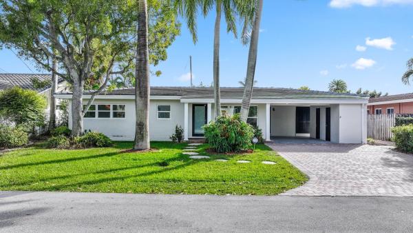 Pompano Isles, 2624 SE 9th St, Pompano Beach, Florida 33062, image 1