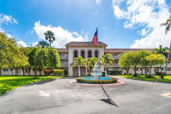 Boca Verde East, 400 NE 20th St #A107, Boca Raton, Florida 33431, image 1